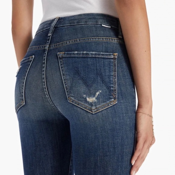 MOTHER High Waisted Looker Ankle Fray - Wicked Wildflower - Picture 4 of 15